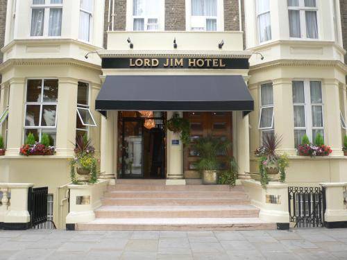 Lord Jim Hotel London Kensington reception